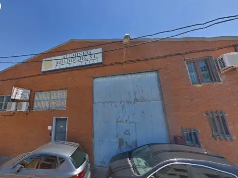 Nave industrial en Avenida de la Industria, 7